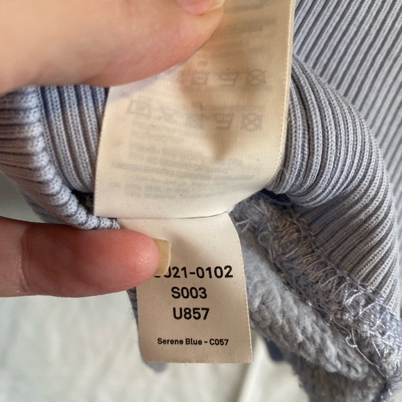 Blankfaces small oversized crew neck. Baby blue and pink - Picture 4 of 9